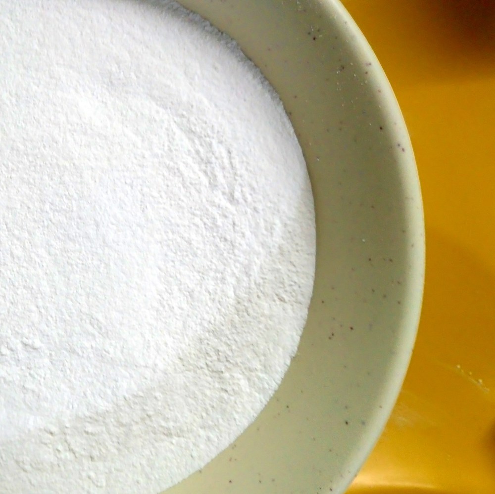 carrot-cake-confectioners-sugar